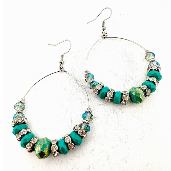 ๐ธ3/$15๐ธ Turquoise Beaded Wire Hoop Earring with Stainless Steel Hooks - Picture 1 of 3